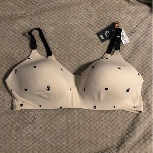 Torrid Wirefree Bra, beige w/skull dots, Sz 40D, NWT